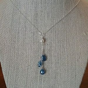 Sterling silver necklace with pearl and kyanite